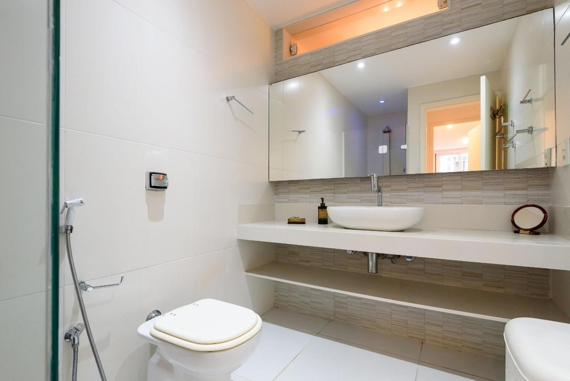 E Sala A 100m Da | Bl 34/501 Apartamento